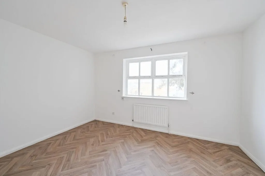 2 bedroom house for rent