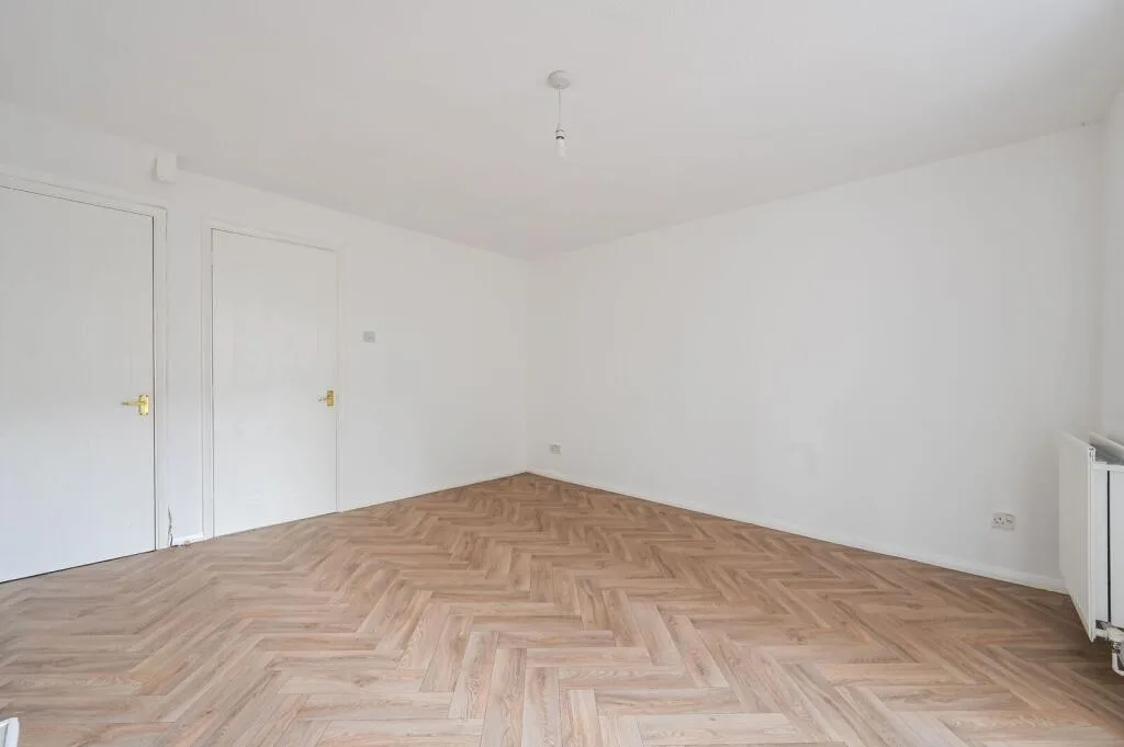 2 bedroom house for rent