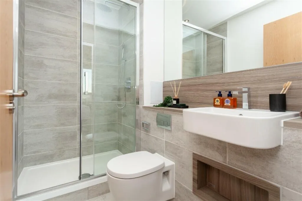3 bedroom flat for rent