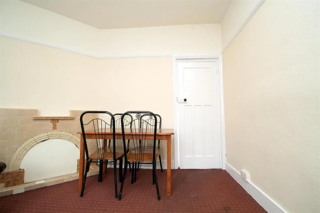 4 bedroom terraced house for rent