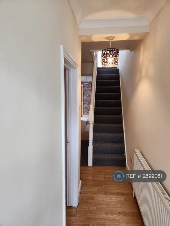 4 bedroom terraced house for rent