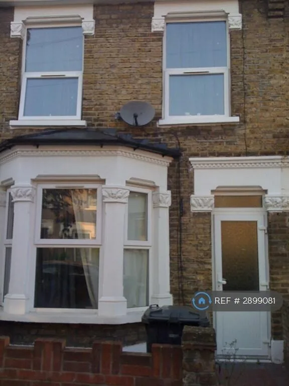 4 bedroom terraced house for rent