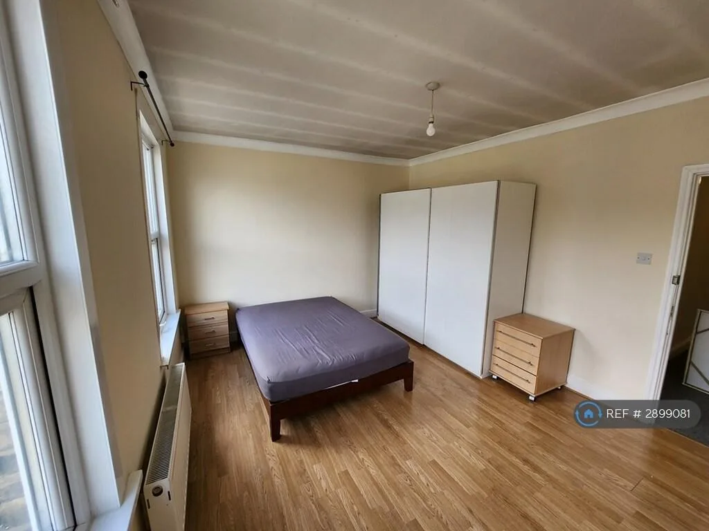 4 bedroom terraced house for rent