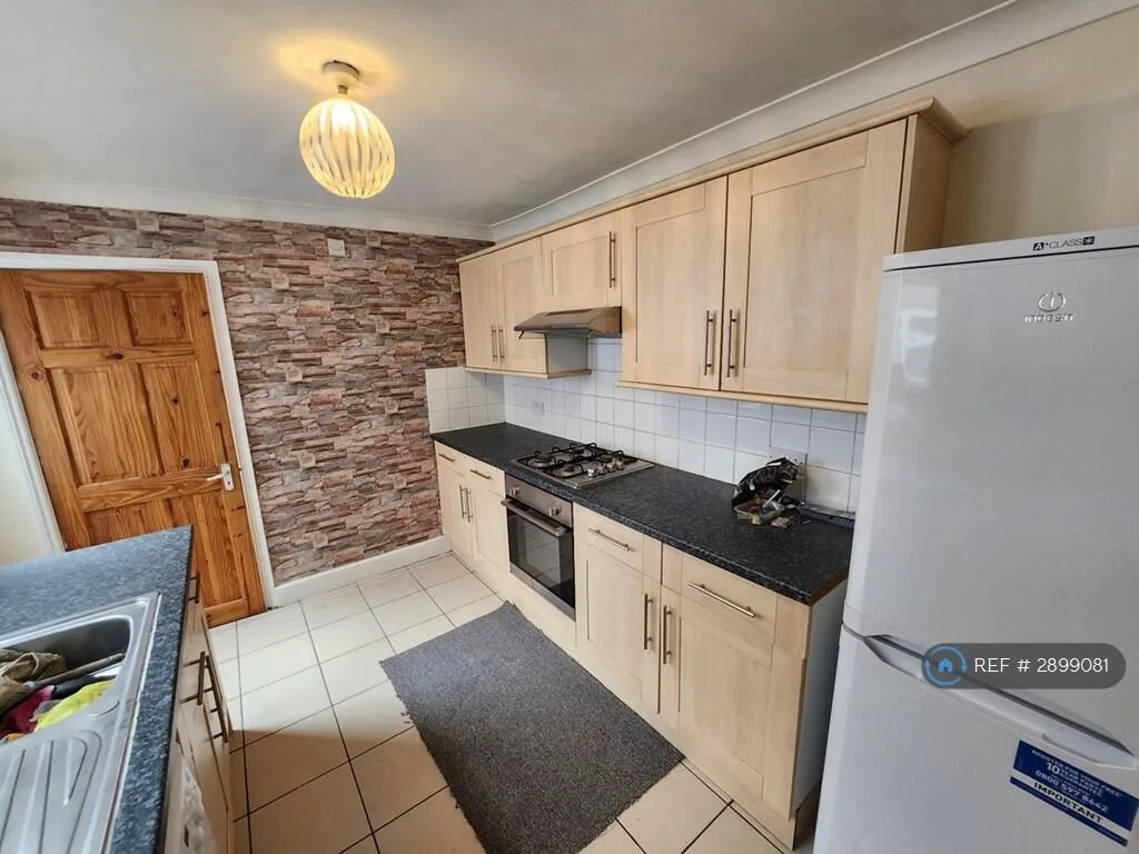 4 bedroom terraced house for rent