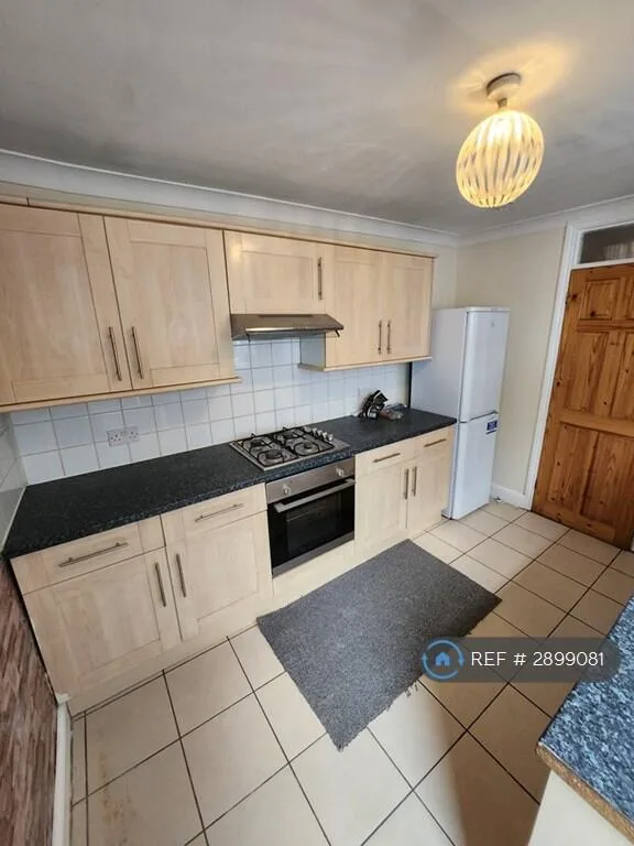 4 bedroom terraced house for rent