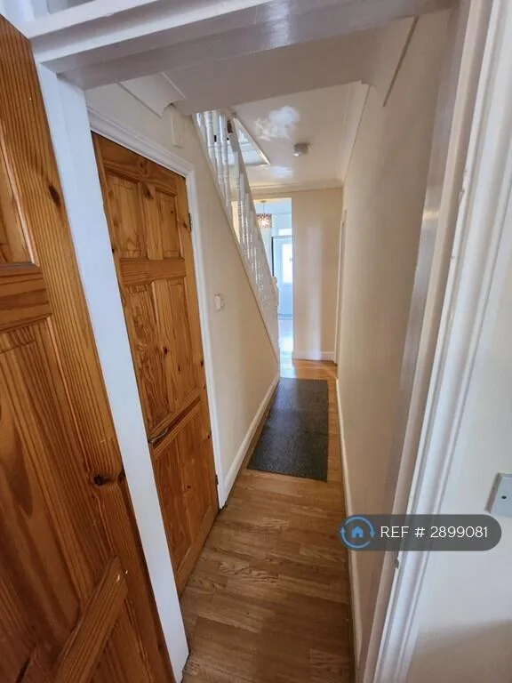 4 bedroom terraced house for rent