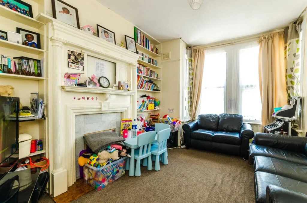 3 bedroom flat for rent