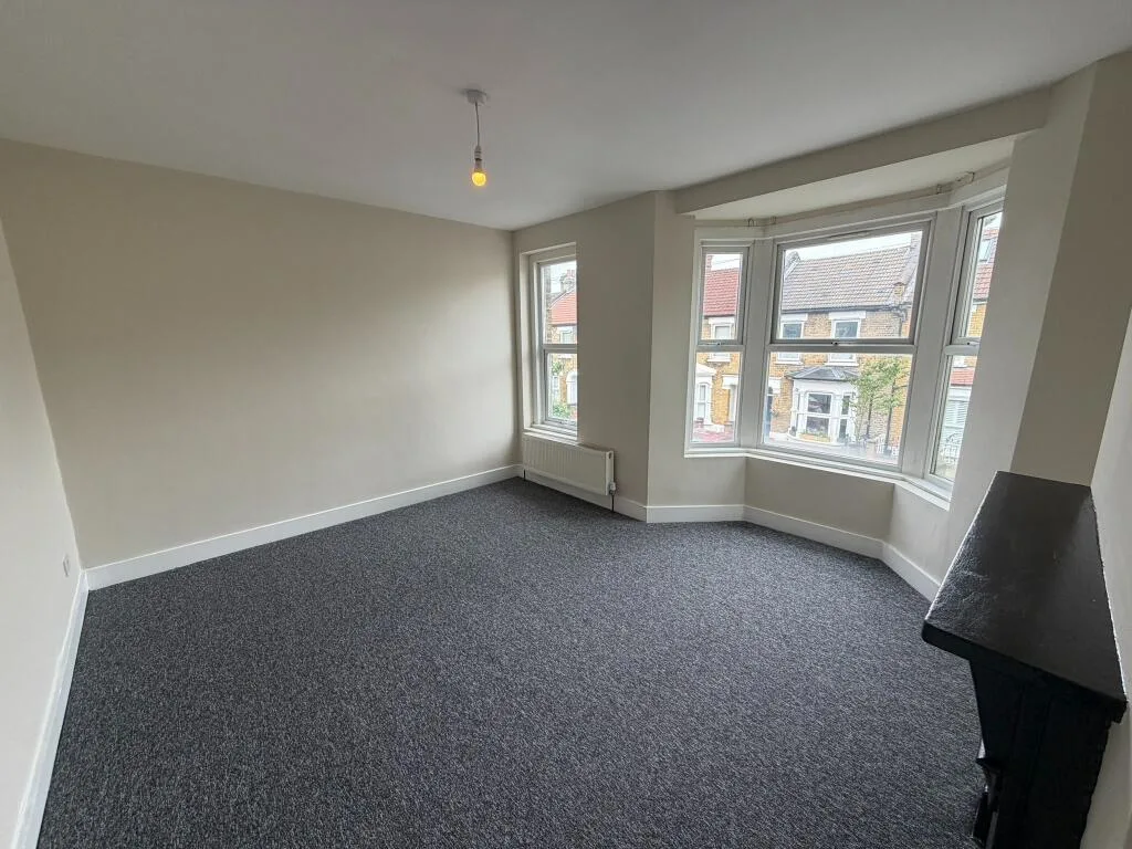 2 bedroom terraced house for rent