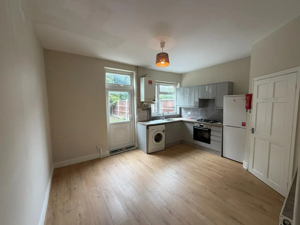 2 bedroom terraced house for rent