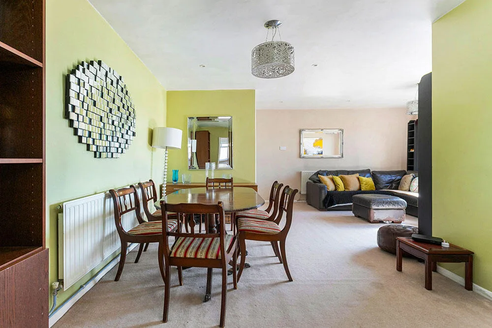 2 bedroom flat for rent