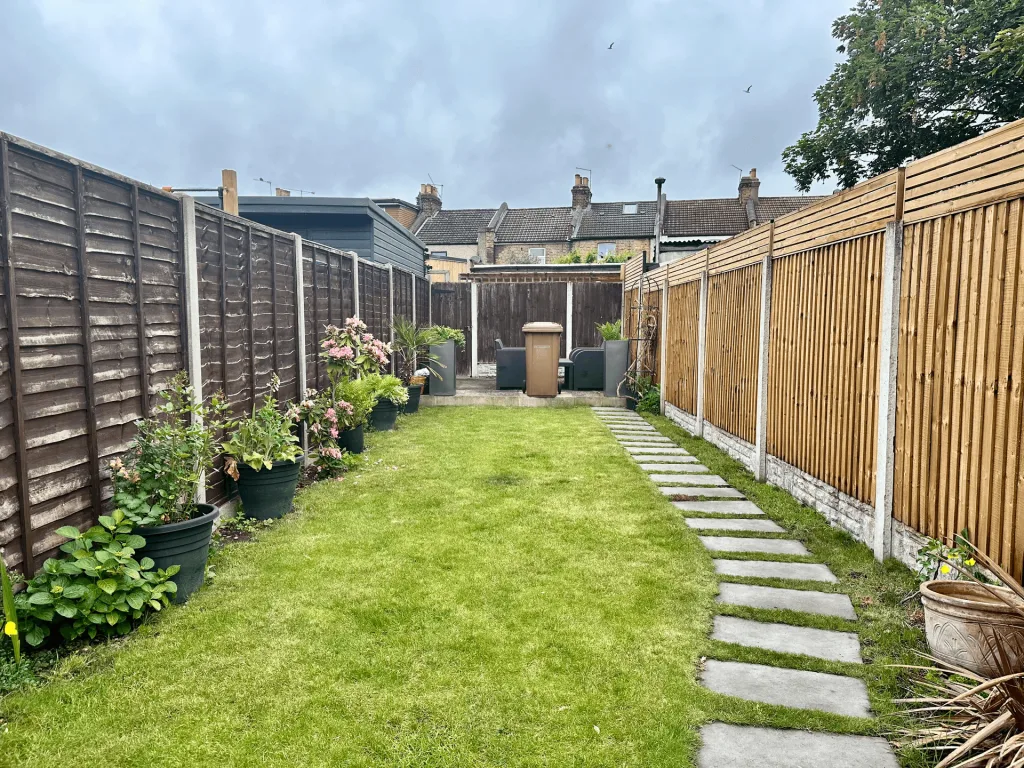 2 bedroom terraced house for rent