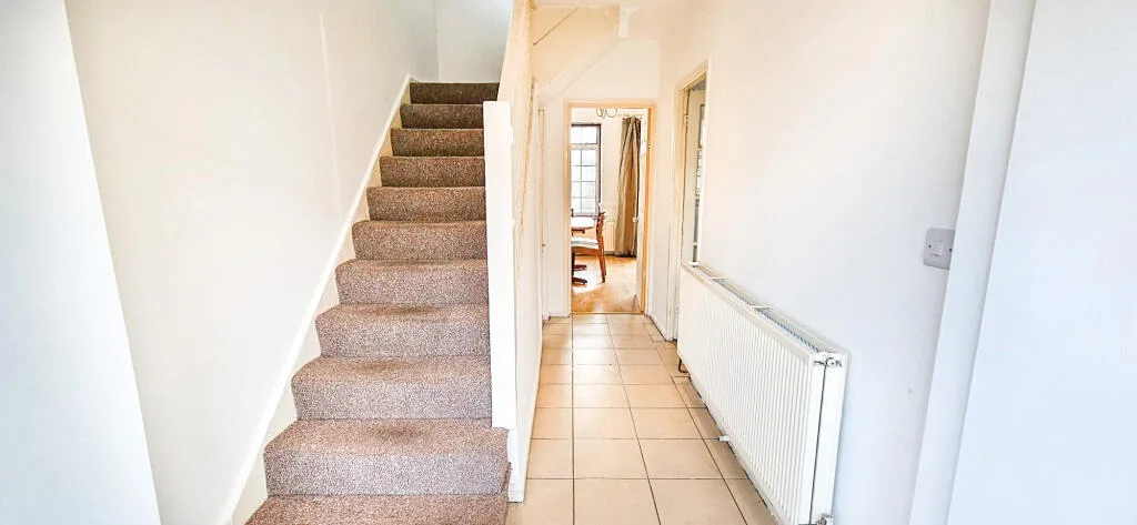 3 bedroom end of terrace house for rent