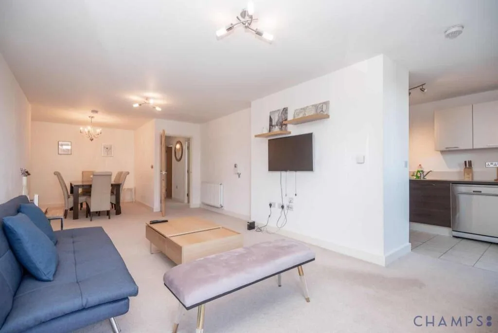 3 bedroom flat for rent