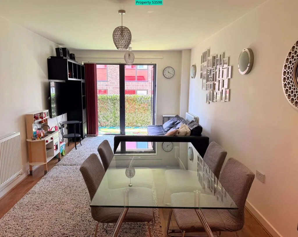 2 bedroom flat for rent
