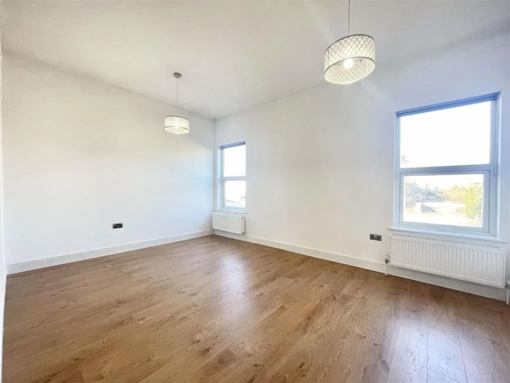 1 bedroom ground floor flat for rent