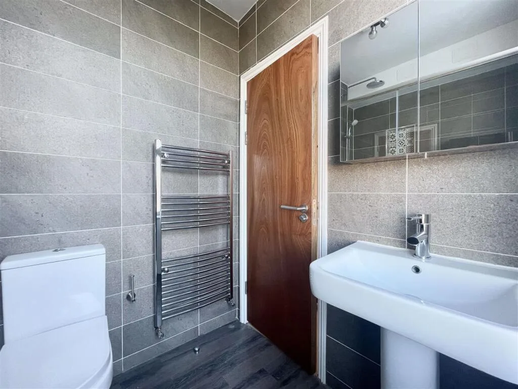 1 bedroom ground floor flat for rent