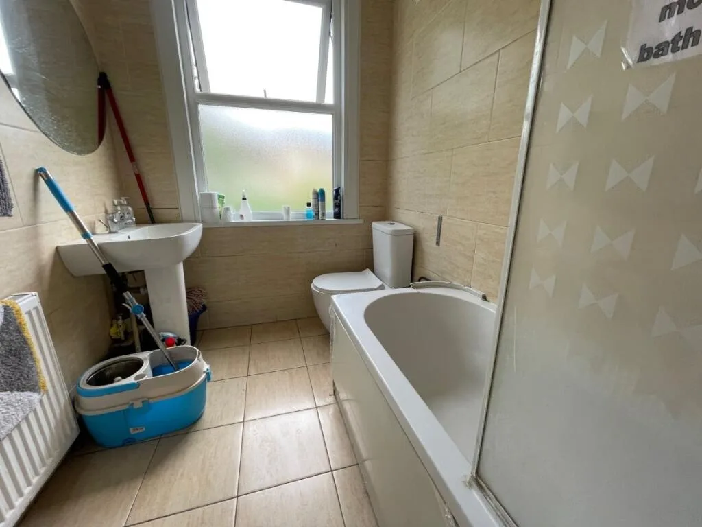 4 bedroom flat for rent
