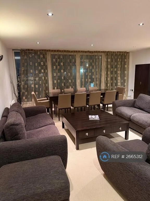 3 bedroom flat for rent
