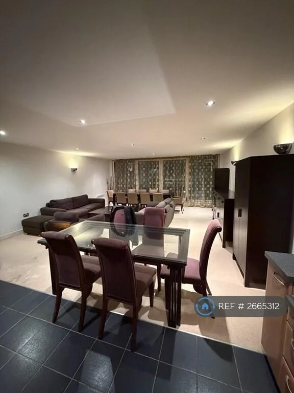 3 bedroom flat for rent