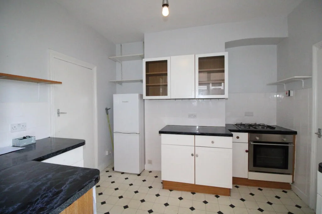 1 bedroom ground floor flat for rent