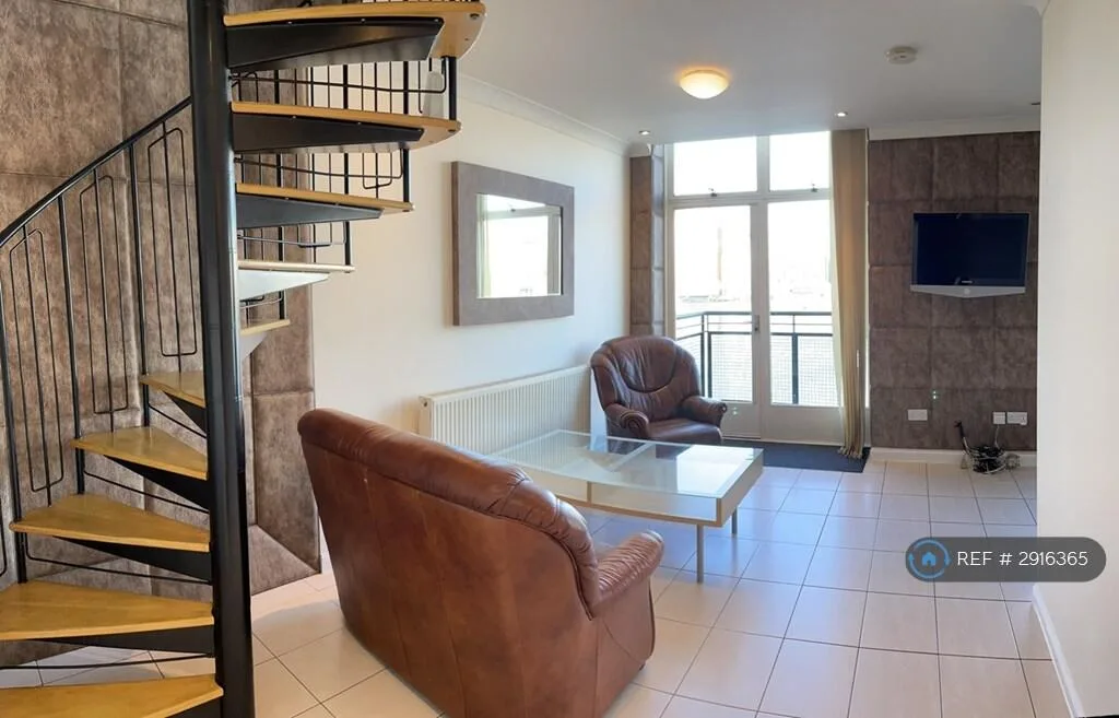 3 bedroom penthouse for rent
