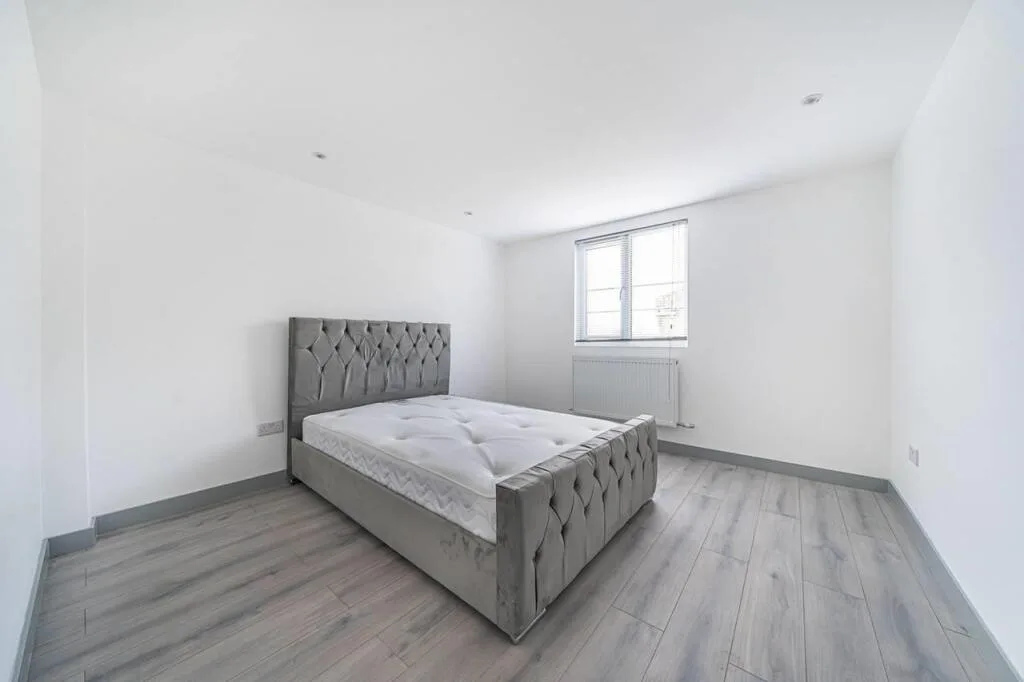 5 bedroom apartment for rent