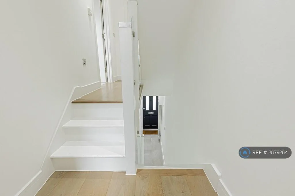 4 bedroom terraced house for rent