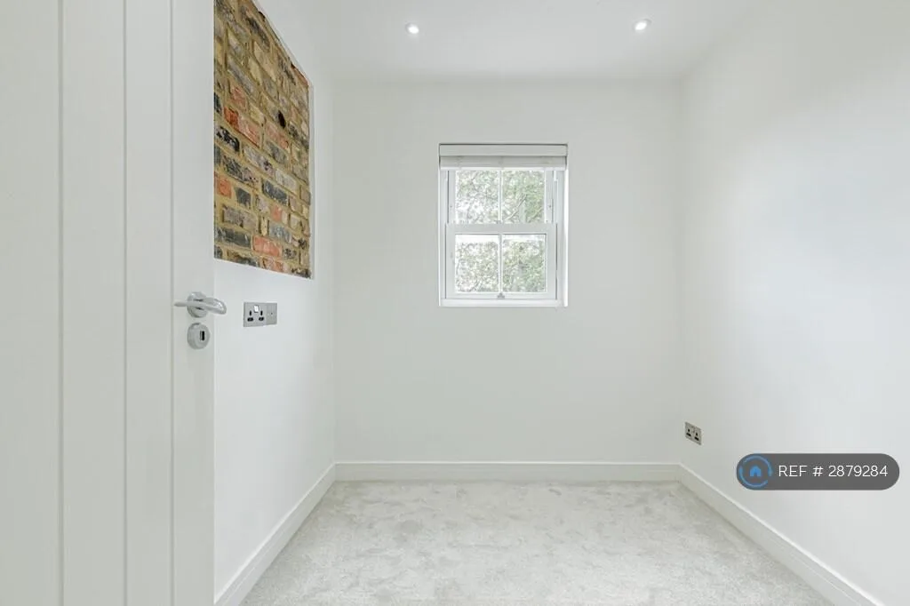 4 bedroom terraced house for rent