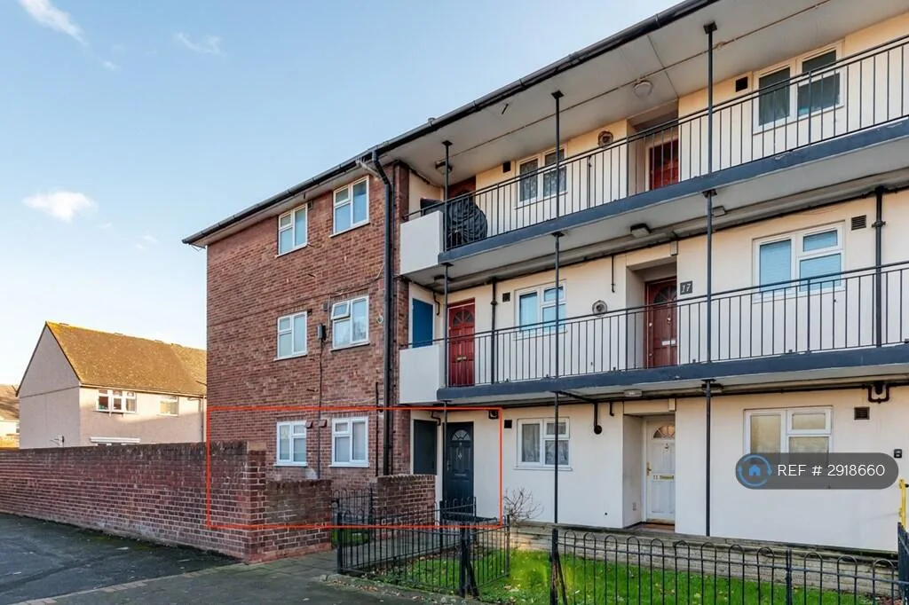 3 bedroom flat for rent
