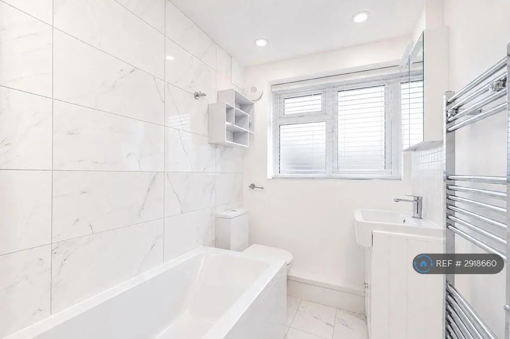 3 bedroom flat for rent