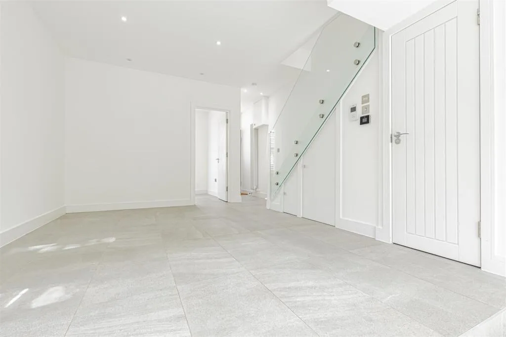 4 bedroom house for rent