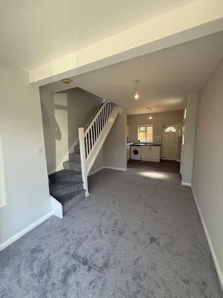 2 bedroom house for rent