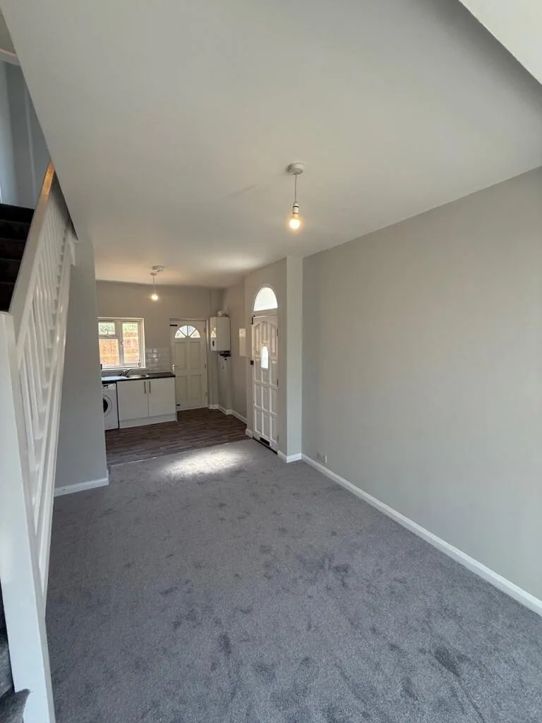 2 bedroom house for rent