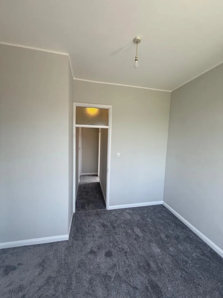 2 bedroom house for rent