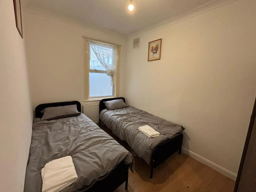 2 bedroom flat for rent