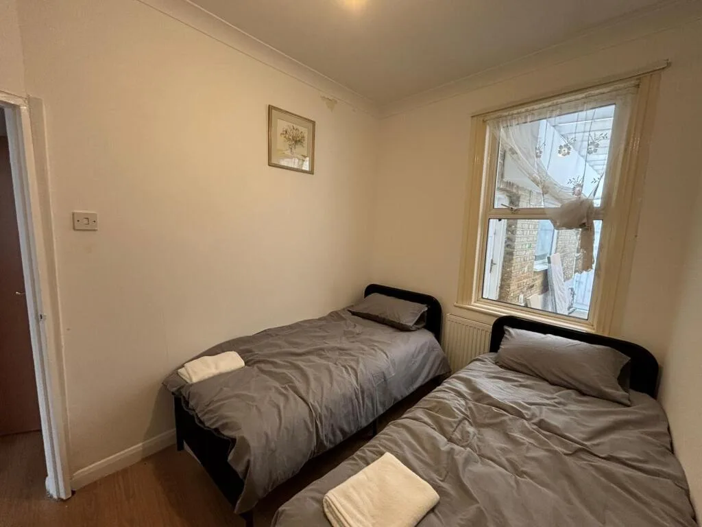 2 bedroom flat for rent