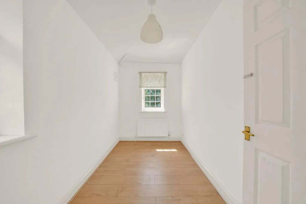 2 bedroom semi-detached house for rent