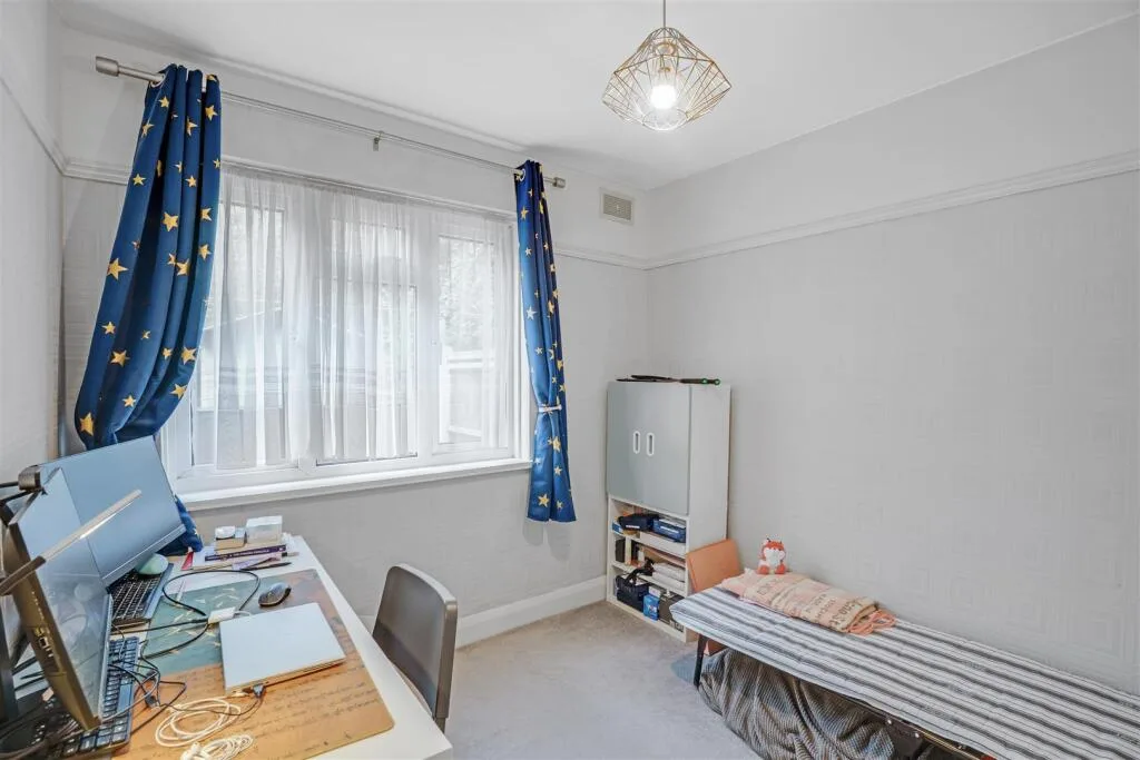 2 bedroom house for rent
