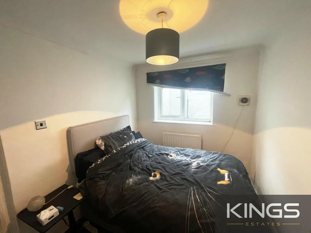 2 bedroom ground floor flat for rent