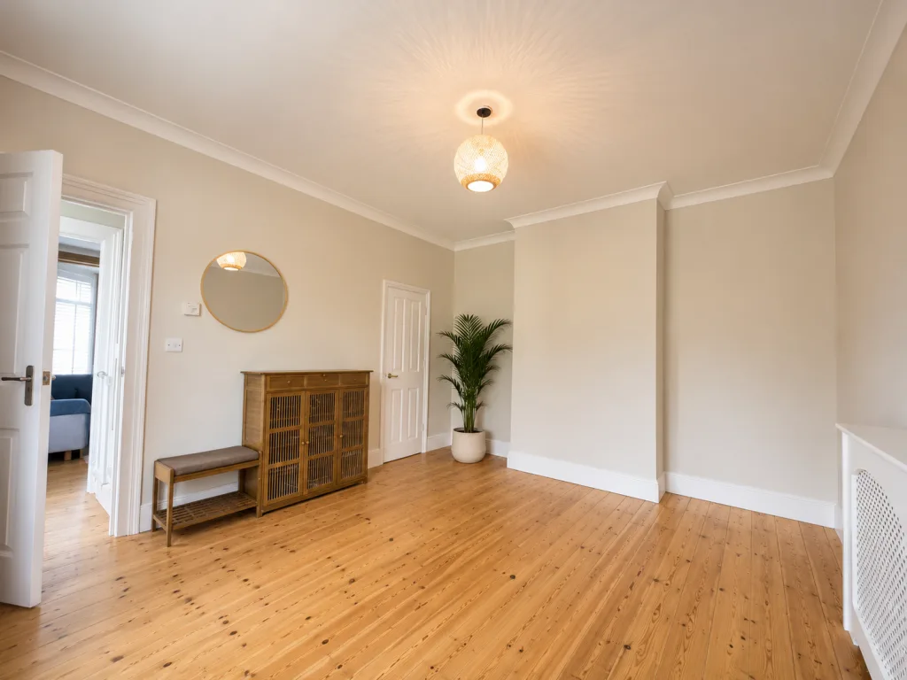 3 bedroom semi-detached house for rent