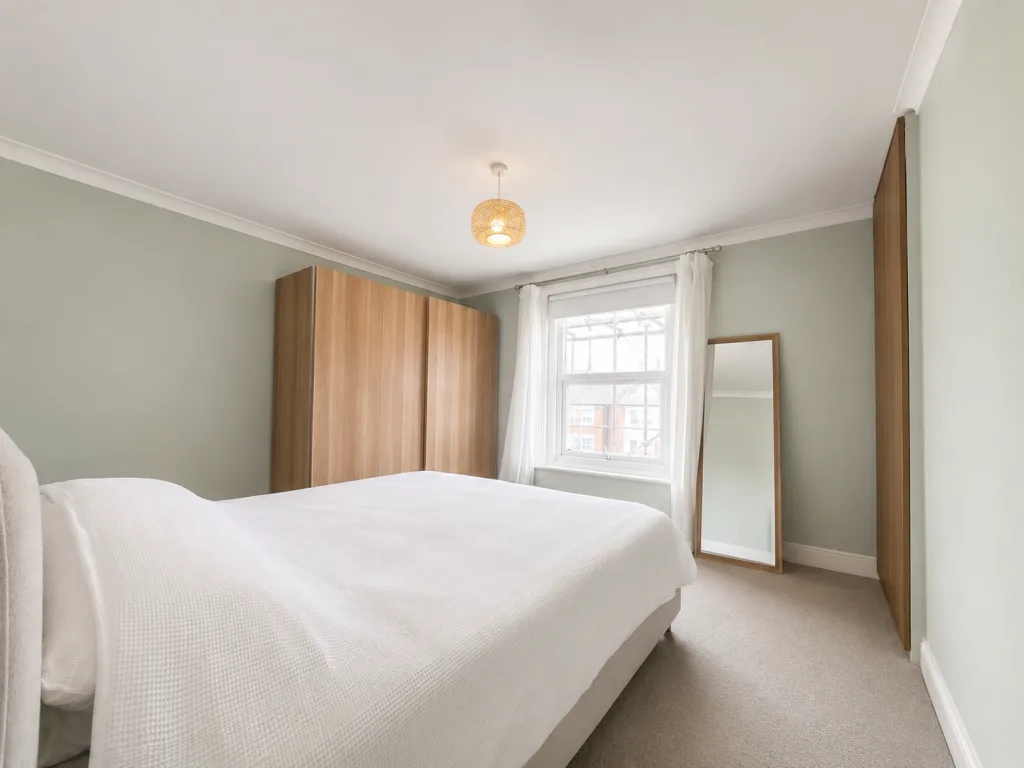 3 bedroom semi-detached house for rent