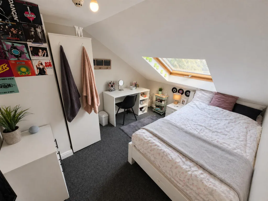 4 bedroom house for rent