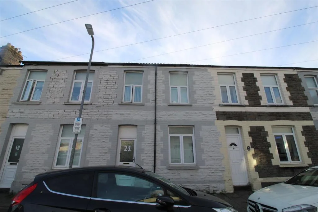 4 bedroom house for rent