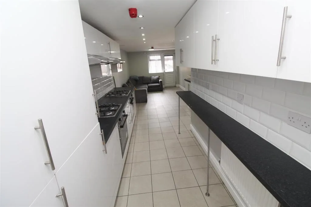 4 bedroom house for rent