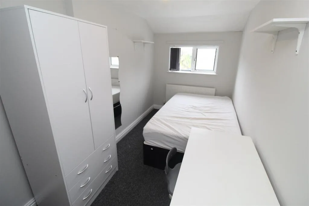 4 bedroom house for rent