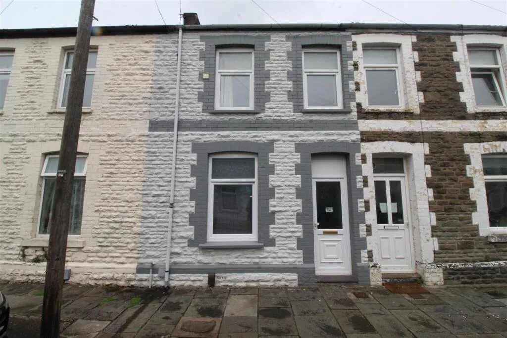 4 bedroom house for rent