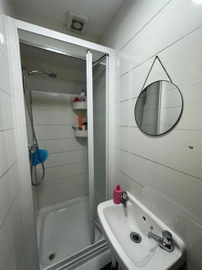 4 bedroom house for rent