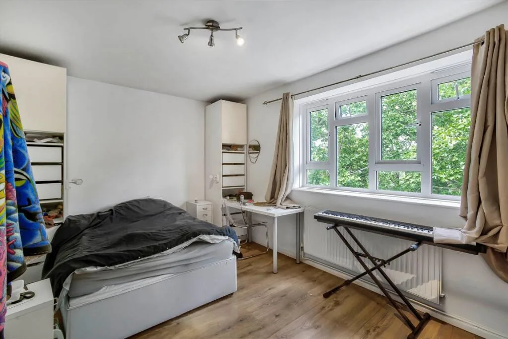 4 bedroom flat for rent