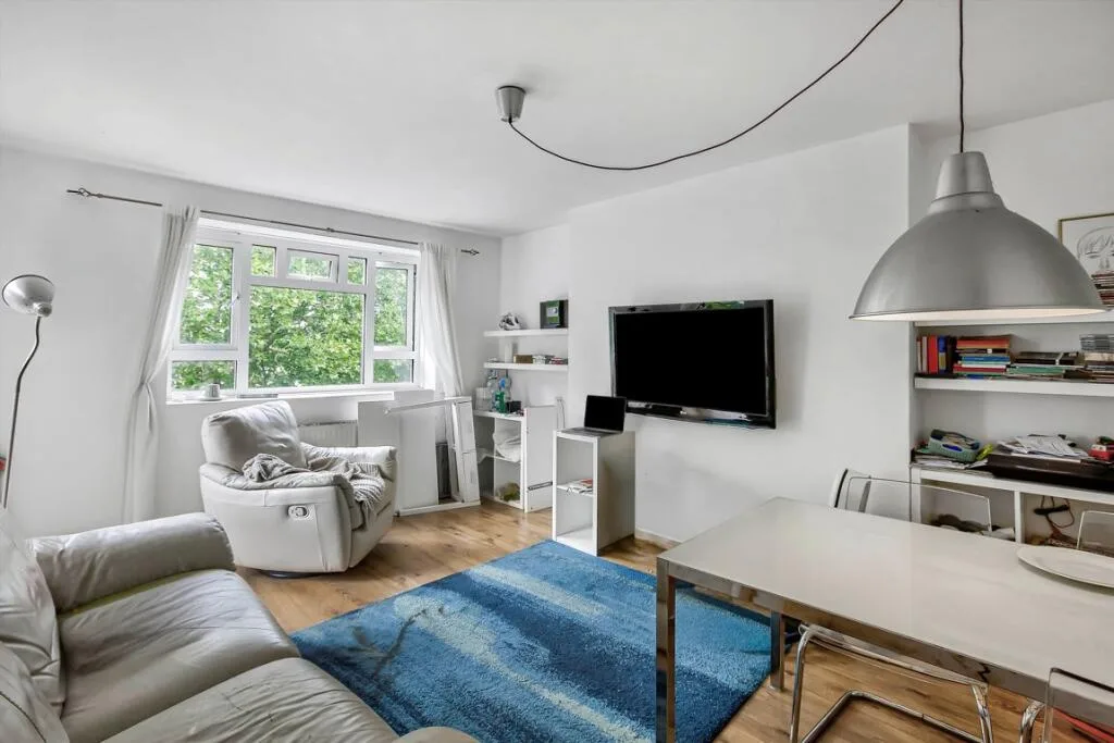 4 bedroom flat for rent
