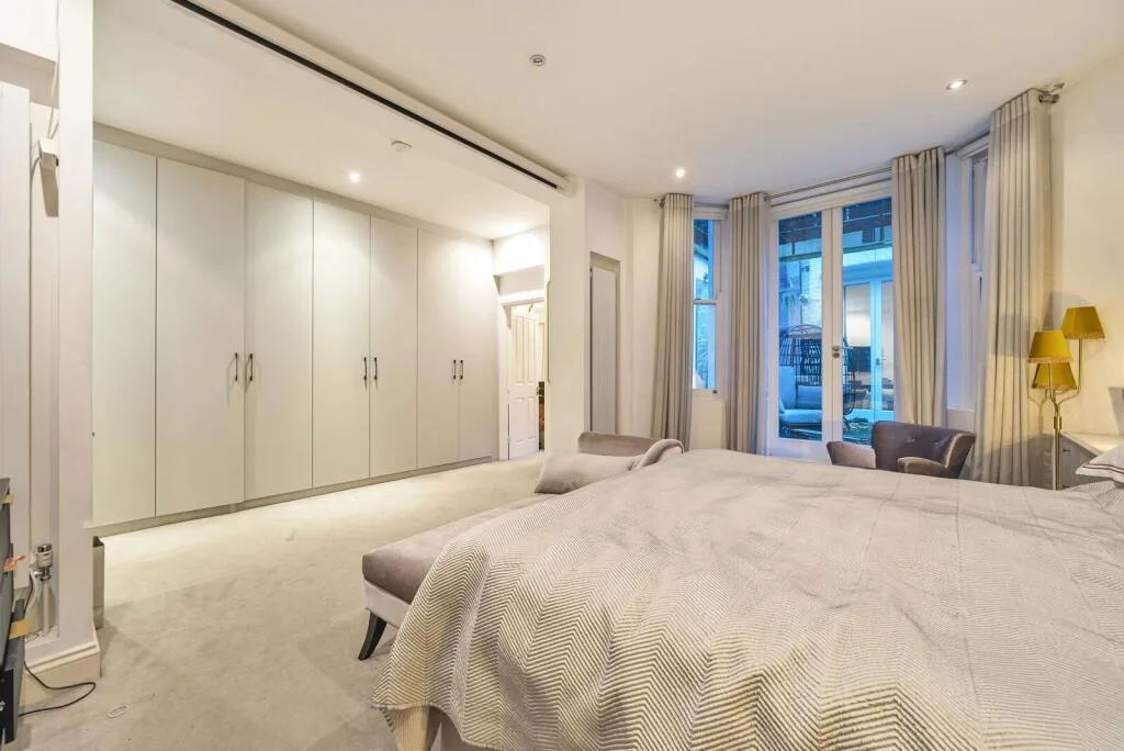 3 bedroom flat for rent